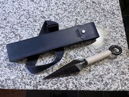 Kakashi Hatake's kunai and holder